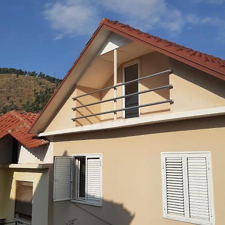 Andrea House Villa Berat Luaran gambar